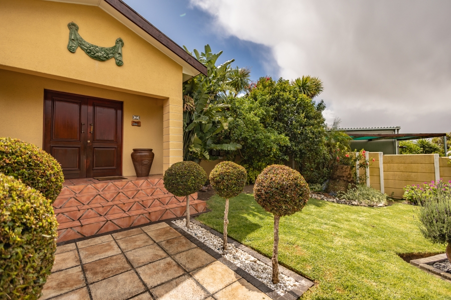 4 Bedroom Property for Sale in Durbanville Western Cape